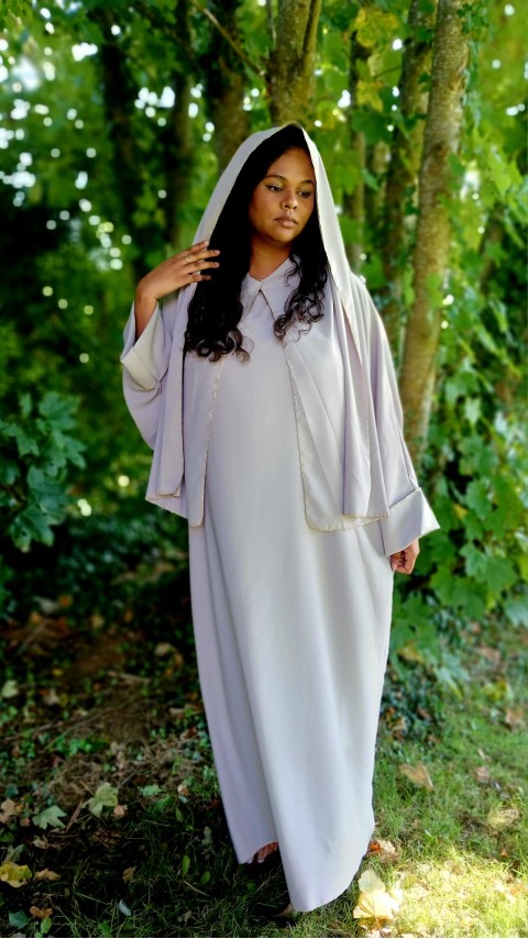 Robe Abaya détaille dorée