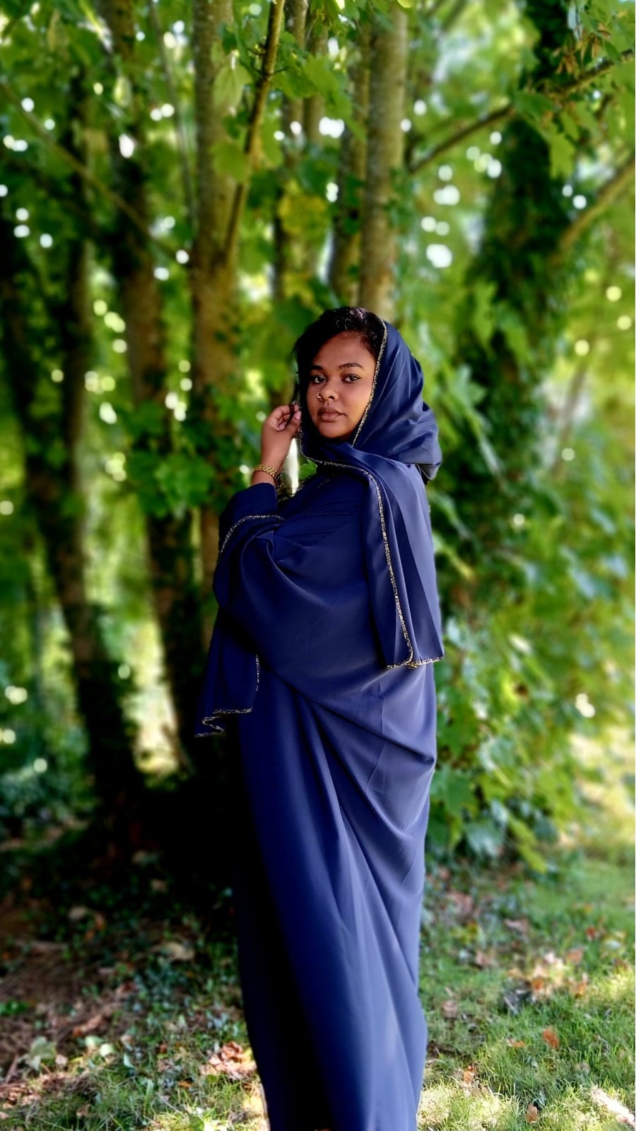 Robe Abaya détaille dorée